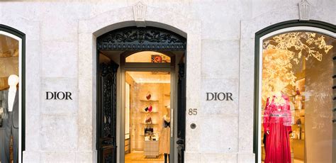 dior lisbon tours